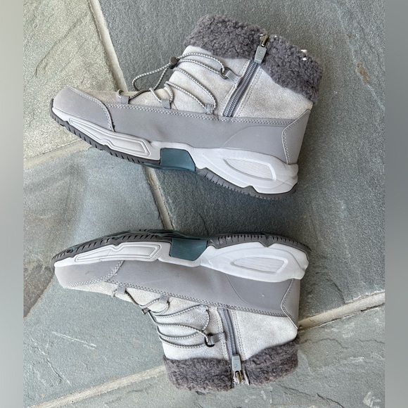 Easy Spirit Fleece-Lined Boots | size 9 wide | NWT - Picture 2 of 5